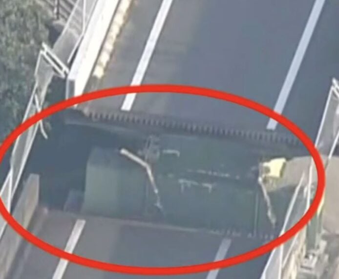 橋樑修復工程示意圖 橋樑修復使用千斤頂技術的過程.