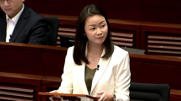 曾俊華搭網約車遇普通話司機 議員遇到不懂路的普通話司機.