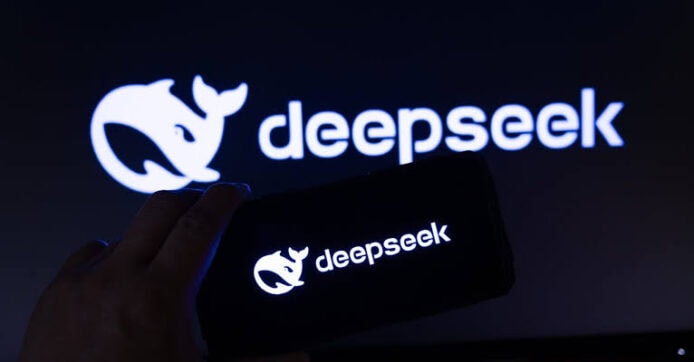 DeepSeek品牌標誌 深Seek品牌標誌與手機屏幕.