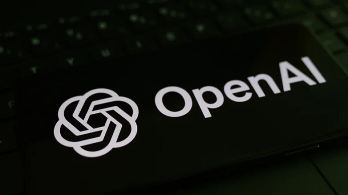 OpenAI 標誌與文字 OpenAI 標誌與字樣在黑色背景上.